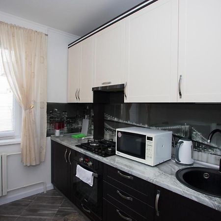 Apartament Curat Si Confortabil Str. Ismail 86 In Centrul Chisinaului Apartment Ngoại thất bức ảnh